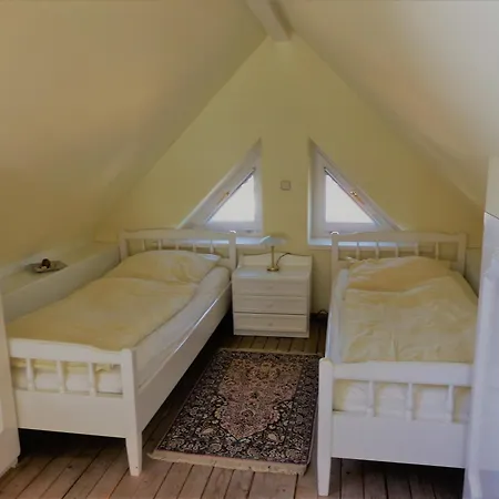 Star Apartment *